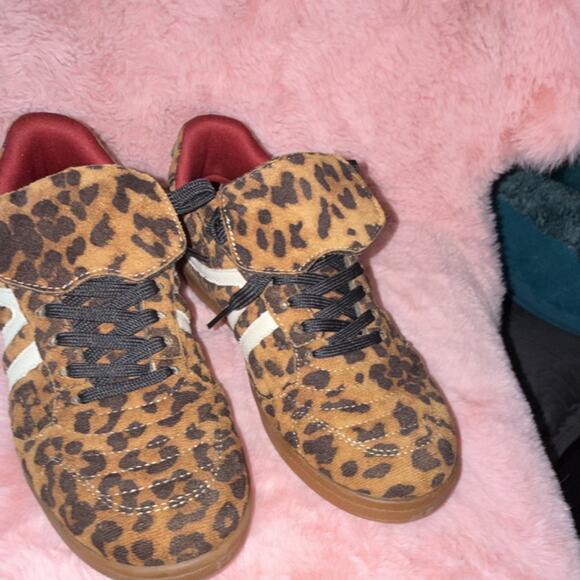 Steve Madden Shoes - Steve Madden Madrid Macross Leopard Print Women's Fabric Sneakers Rubber Outsole